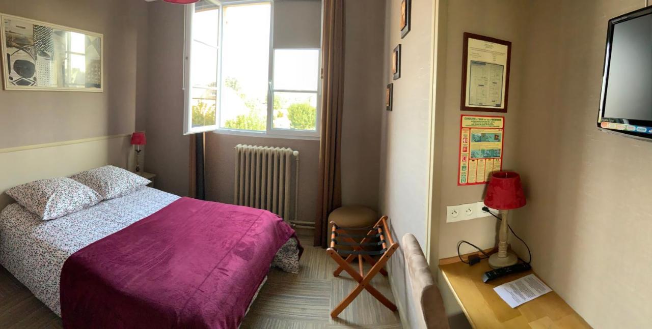 Les 3 Rois By Yy Otel Villers-Bocage  Dış mekan fotoğraf