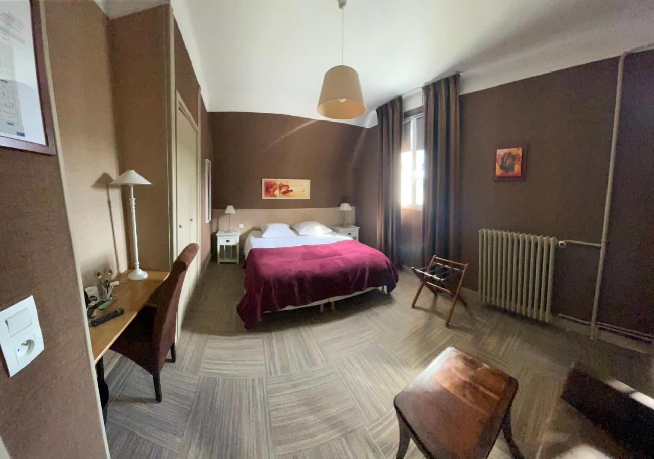 Les 3 Rois By Yy Otel Villers-Bocage  Dış mekan fotoğraf