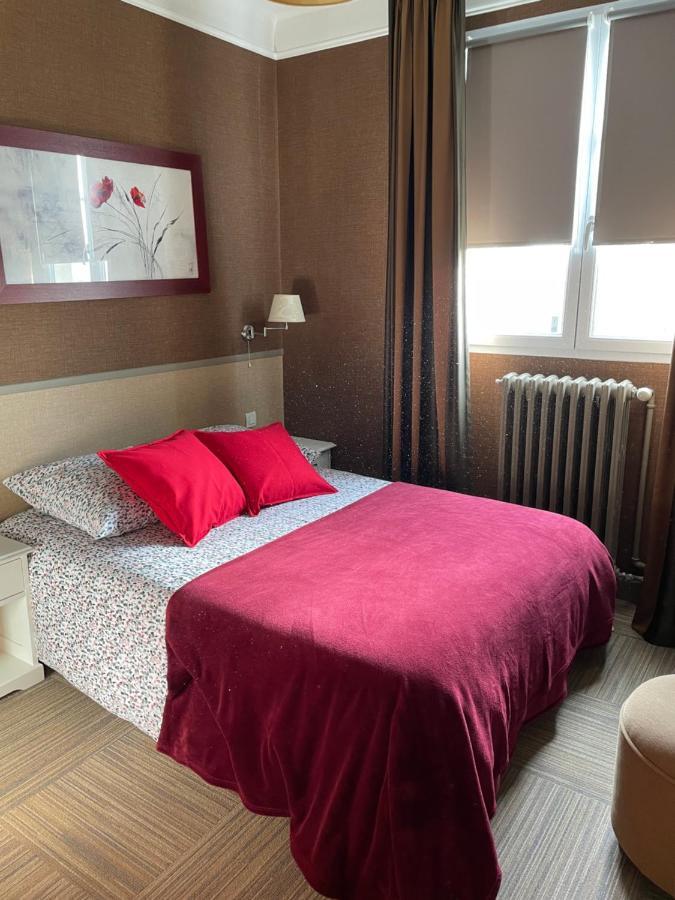 Les 3 Rois By Yy Otel Villers-Bocage  Dış mekan fotoğraf