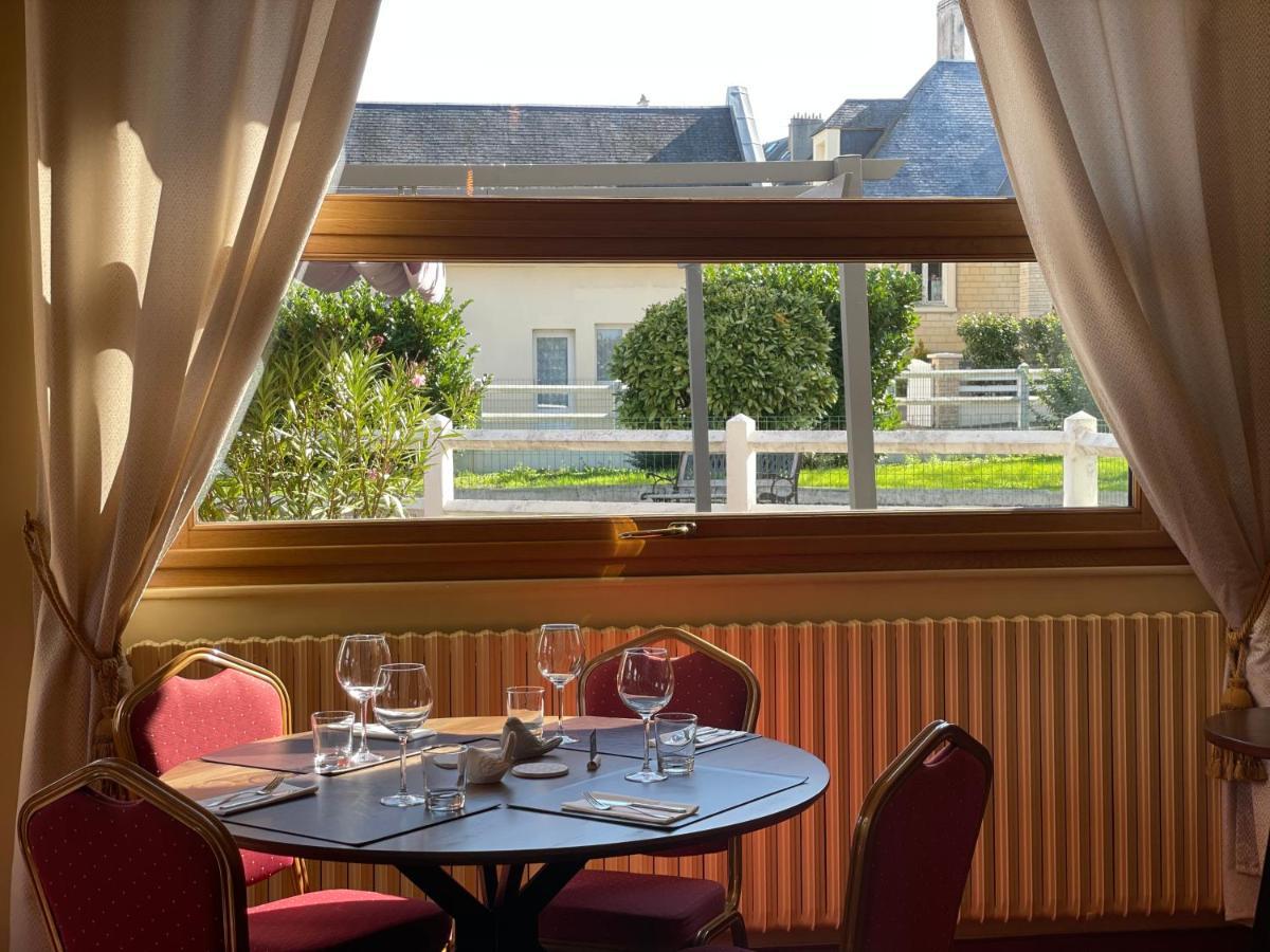 Les 3 Rois By Yy Otel Villers-Bocage  Dış mekan fotoğraf